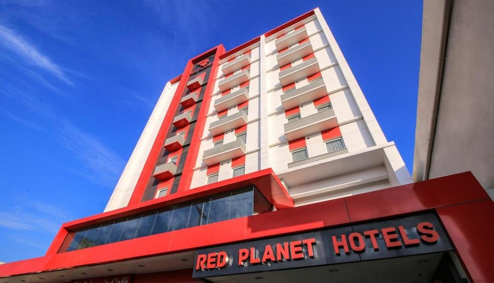 Hotel Red Planet Davao Stadt Exterior foto