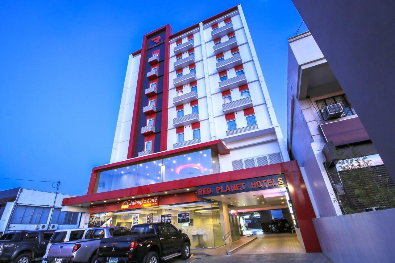 Hotel Red Planet Davao Stadt Exterior foto